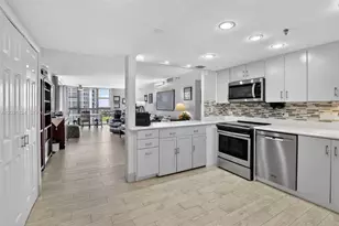 20515 E Country Club Dr, Aventura, FL 33180 - Photo 1