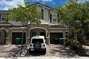 22393 SW 89th Pl, Cutler Bay, FL 33190 - Photo 1