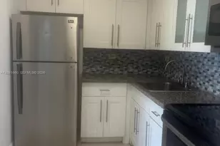 7120 NW 179th St, Hialeah, FL 33015 - Photo 1