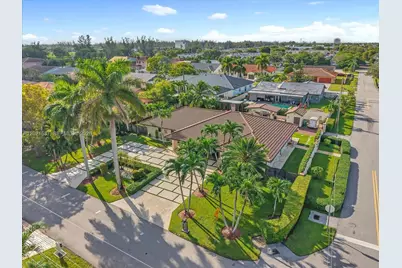 9796 NW 28th Ter, Doral, FL 33172 - Photo 1