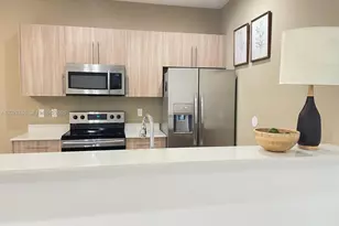 170 S E 7th Way, Pompano Beach, FL 33060 - Photo 1