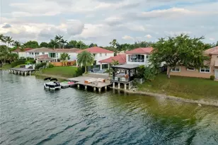 11155 NW 70th St, Doral, FL 33178 - Photo 1