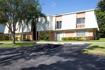 3615 Citrus Trce #4, Davie, FL 33328 - Photo 1