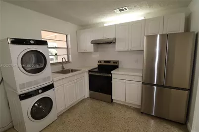 951 SW 7th St #5, Miami, FL 33130 - Photo 1