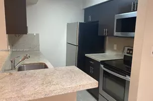 2946 S University Dr, Davie, FL 33328 - Photo 1