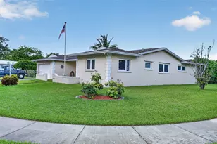 18543 SW 91st Ave, Cutler Bay, FL 33157 - Photo 1