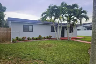 15320 SW 305th St, Homestead, FL 33033 - Photo 1
