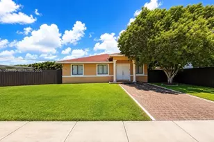 11001 SW 218th Terrace, Miami, FL 33170 - Photo 1