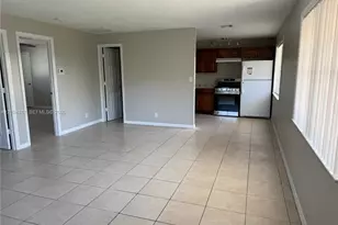 588 Holly Dr, Palm Beach Gardens, FL 33410 - Photo 1