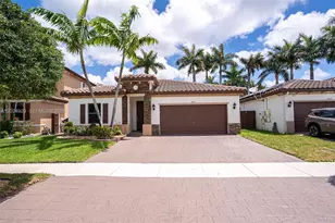 2655 NE 2nd Dr, Homestead, FL 33033 - Photo 1