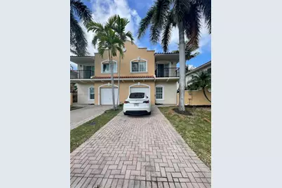 3458 NW 17th Ter #3458, Oakland Park, FL 33309 - Photo 1