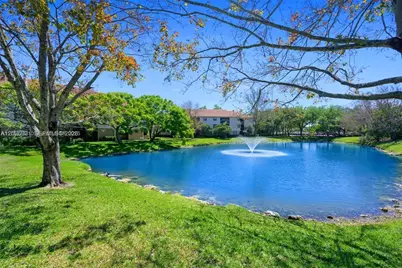 10161 W Sunrise Blvd #304, Plantation, FL 33322 - Photo 1