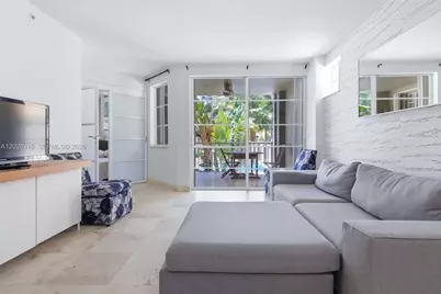 140 Meridian Ave #315, Miami Beach, FL 33139 - Photo 1