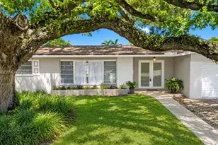 2202 N 42nd Ave, Hollywood, FL 33021 - Photo 1