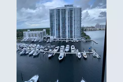 17111 Biscayne Blvd #1109, North Miami Beach, FL 33160 - Photo 1