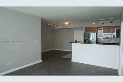 325 S Biscayne Blvd #2022, Miami, FL 33131 - Photo 1