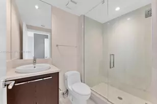 17121 Collins Ave, Sunny Isles Beach, FL 33160 - Photo 34