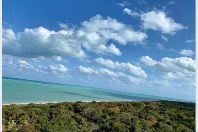 1121 Crandon Blvd #D1007, Key Biscayne, FL 33149 - Photo 1
