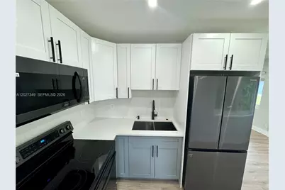 2631 SW 13th Ave, Fort Lauderdale, FL 33315 - Photo 1