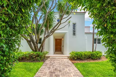 1776 Michigan Ave, Miami Beach, FL 33139 - Photo 1