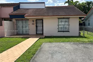 900 SW 104th Ave, Miami, FL 33174 - Photo 1