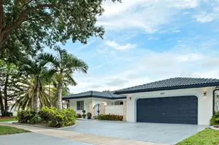 7819 NW 166th Terrace, Miami Lakes, FL 33016 - Photo 1