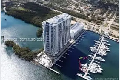 17111 N Biscayne Blvd #1703, North Miami Beach, FL 33160 - Photo 1