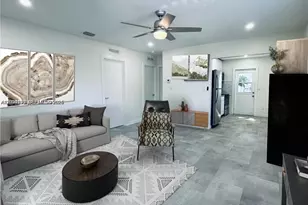213 SW 1st Ct, Dania Beach, FL 33004 - Photo 1