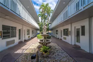 7640 Carlyle Ave, Miami Beach, FL 33141 - Photo 1