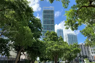 55 SE 6th St, Miami, FL 33131 - Photo 1