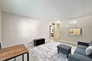 8601 SW 68th Ct, Pinecrest, FL 33156 - Photo 1