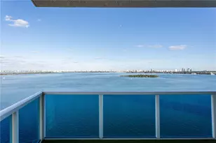 700 NE 25th St, Miami, FL 33137 - Photo 1