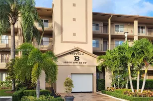 13705 SW 12th St, Pembroke Pines, FL 33027 - Photo 1