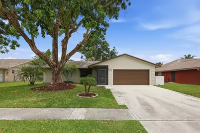 107 Starling Ave, Royal Palm Beach, FL 33411 - Photo 1