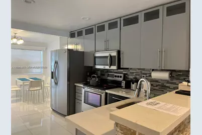 6431 Hayes St, Hollywood, FL 33024 - Photo 1