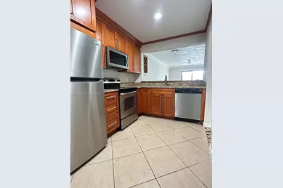 851 NE 207th Ter #6-202, Miami, FL 33179 - Photo 1