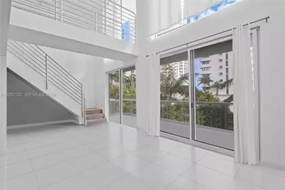 6362 Collins Ave #317, Miami Beach, FL 33141 - Photo 1