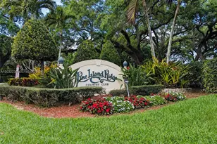 9531 Seagrape Dr, Davie, FL 33324 - Photo 1