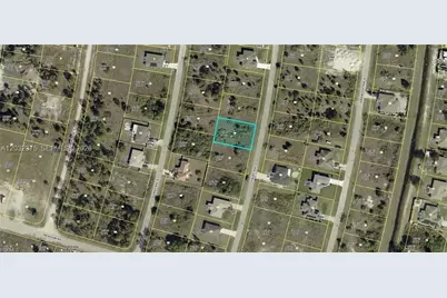 1060 Halby Ave S, Lehigh Acres, FL 33974 - Photo 1