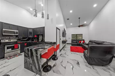 3245 NE 11 Dr, Homestead, FL 33033 - Photo 1