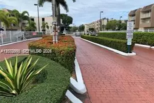7727 SW 86th St, Miami, FL 33143 - Photo 1