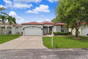 3090 SE 7th Pl, Homestead, FL 33033 - Photo 1