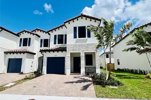 11925 SW 247th Ter, Homestead, FL 33032 - Photo 1