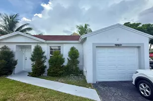 19831 NW 65th Ct, Hialeah, FL 33015 - Photo 1