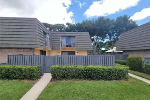 3228 32nd Way, West Palm Beach, FL 33407 - Photo 1