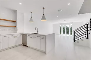 3384 Day Ave, Miami, FL 33133 - Photo 1