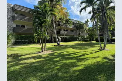 8335 SW 72 Av #211D, Miami, FL 33143 - Photo 1