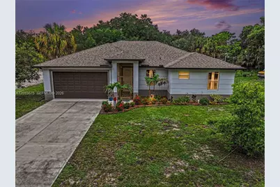 190 Hendry St, Labelle, FL 33935 - Photo 1