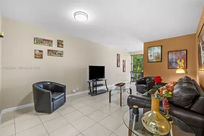 17570 Atlantic Blvd #306, Sunny Isles Beach, FL 33160 - Photo 1
