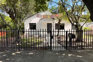 360 NW 40th St, Miami, FL 33127 - Photo 1